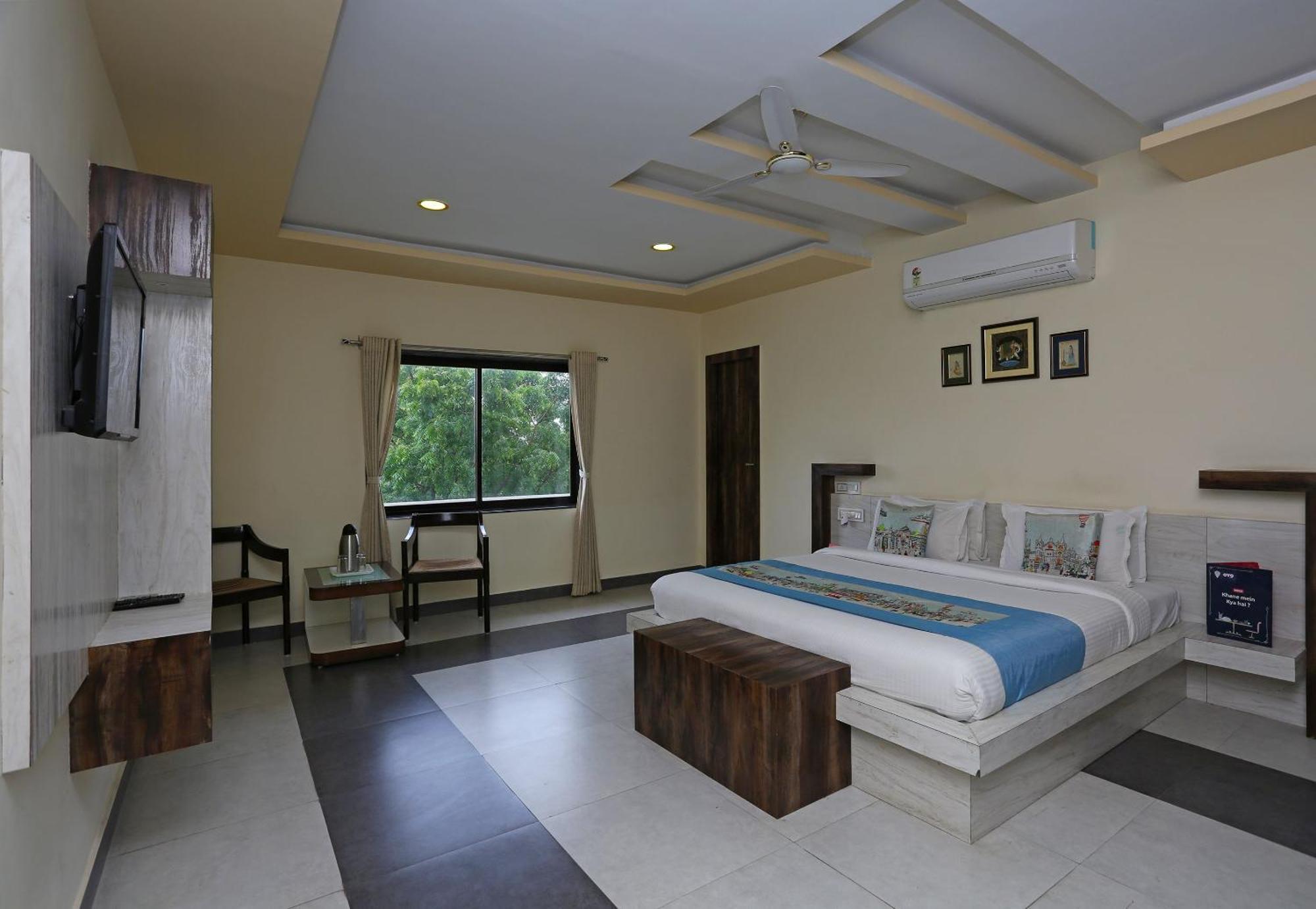 Collection O Greenland Udaipur Extérieur photo